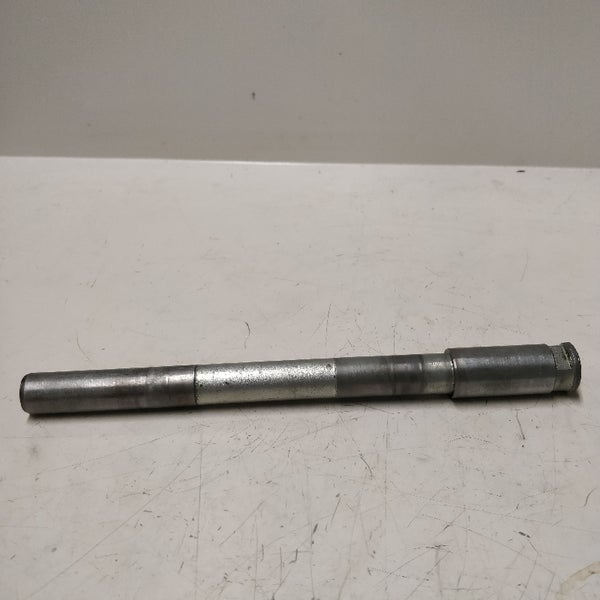 Etuakseli (KTM GS125 1990) 58009081600