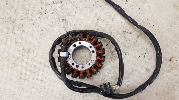 Staattori (YAMAHA FX NYTRO RTX 2008) 8GL-81410-00-00