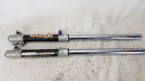 Etuiskunvaimentimet (KTM GS125 1990) 56501401144