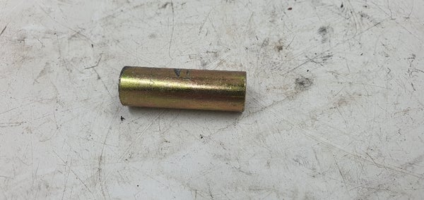 Collar (Yamaha VMAX700 SXR 1999) 90387-090R0-00 90387-106T4-00