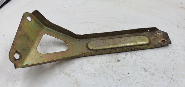 Bracket, Front Bumper Right (Yamaha VMAX700 SXR 1999) 8CR-21959-10-00