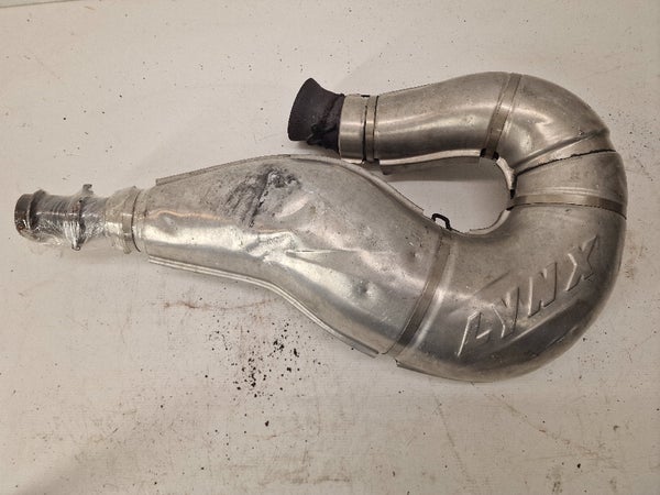Tuned pipe ass'y (LYNX RAVE800 2008) 514054459