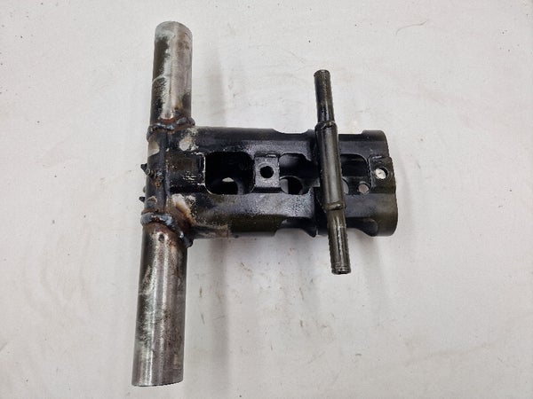 PIVOT 2 (Yamaha RS Vector 2007) 8ES473320000 8ES473320100