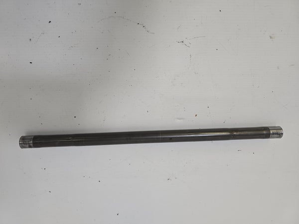 Etupukin pidempi akseli (Lynx enduro 500 2002)  5346135