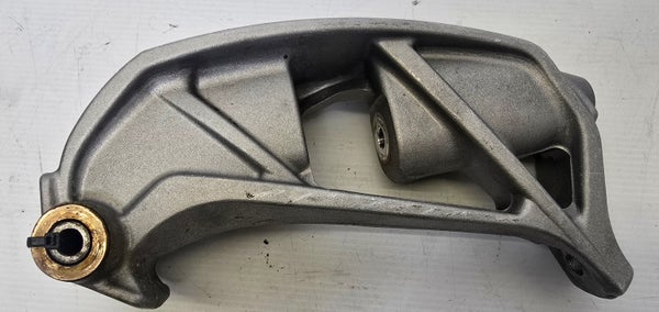 SPINDLE ASSEMBLY, LEFT, FUSION 1822795 Polaris Fusion 600 Dragon H.O 2006