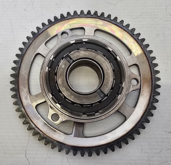 Gear 3 (8FA-15515-00-00) + Starter Clutch Assy (8FA-15570-00-00 / 8GC-15590-10-00) &mdash; setti, Yamaha RX-1 / RX Warrior, purkuosa