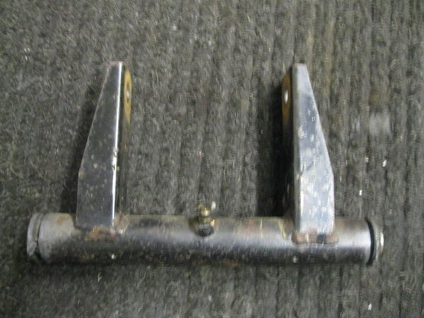 Etupukin keinu (LYNX 3500FC 1992)