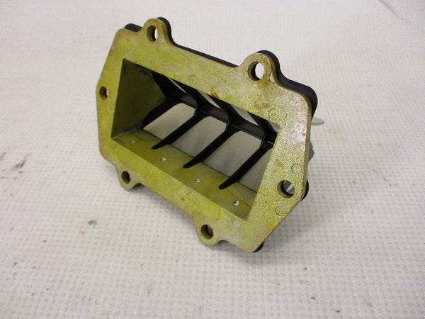 Reedl&auml;pp&auml;runko + l&auml;p&auml;t (Arctic Cat XF 8000 High Country Limited 2015) 3007-886