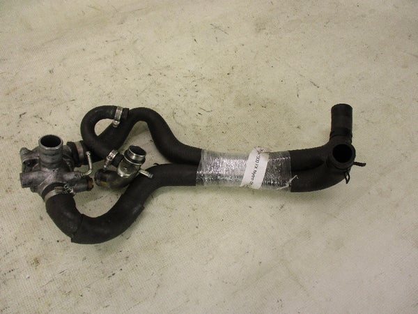 J&auml;&auml;hdytt&auml;j&auml;nletkuja + termostaattikotelo (YAMAHA FX NYTRO RTX 2008) 8GL-12580-00-00