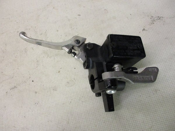 Jarrup&auml;&auml;sylinteri (YAMAHA FX NYTRO RTX 2008) 8FA-W2587-00-00