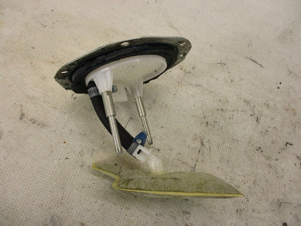 Bensapumppun laippa (YAMAHA FX NYTRO RTX 2008)