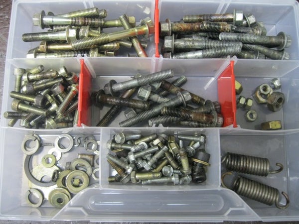 Koneen pultitteja (SKI-DOOGRANDTOURING7001998)